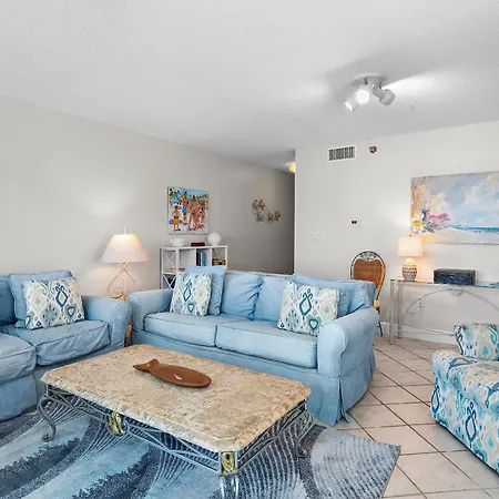 Appartement Unit B 1303